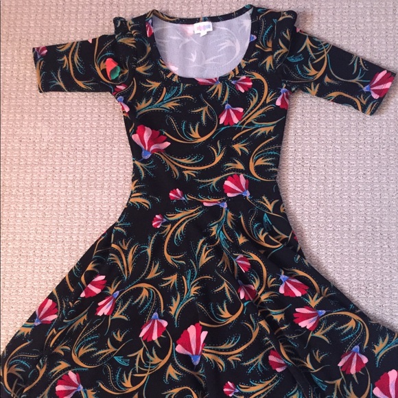 LuLaRoe dress - Picture 2 of 3
